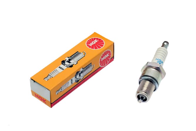 L-SAZKNGKLMAR8G Spark plug NGK LMAR8G (95627)